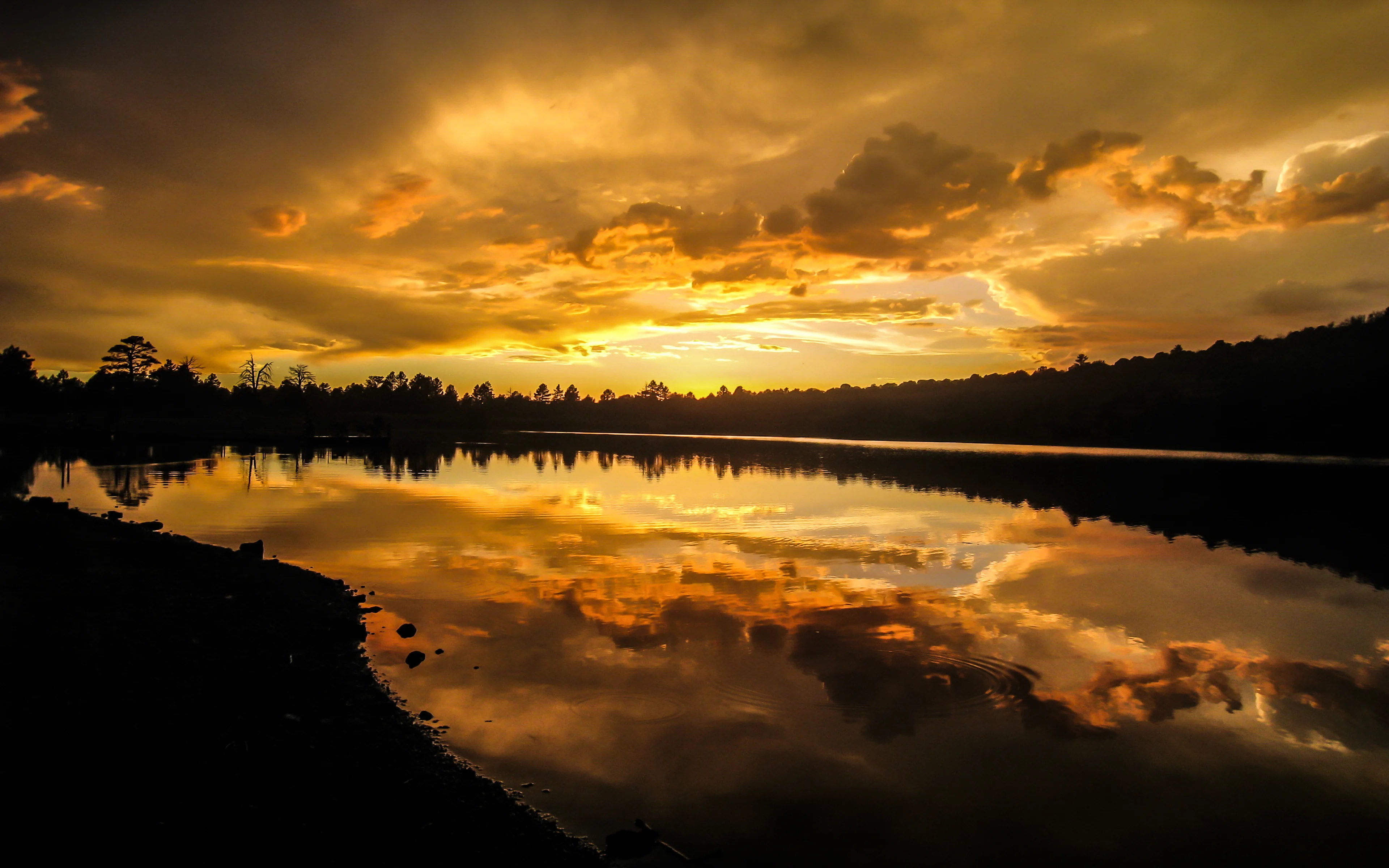静谧深邃的 夜幕自然风景 夜景摄影 4K超清图 4K风景壁纸