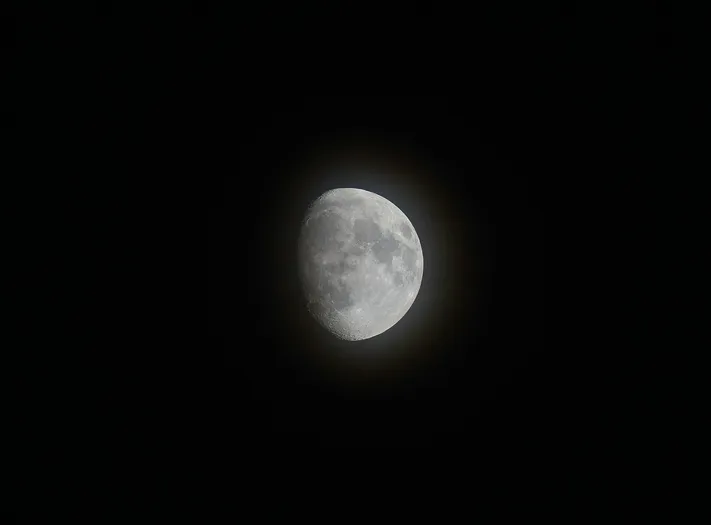 Photo by 壁纸迷