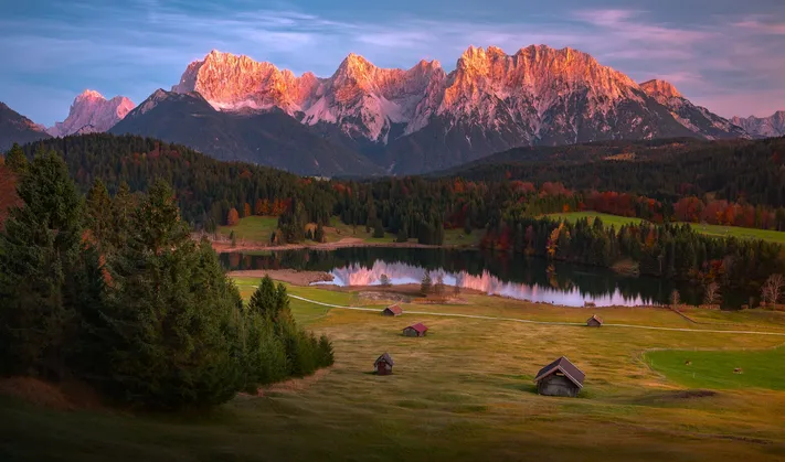 Photo by 壁纸迷